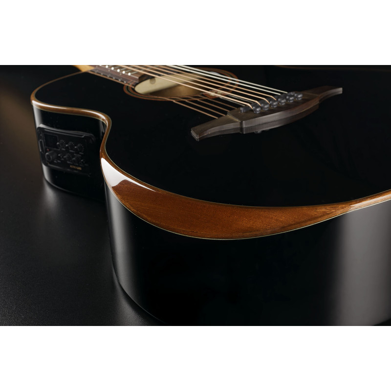 Auditorium Bevel Cutaway Electro Black