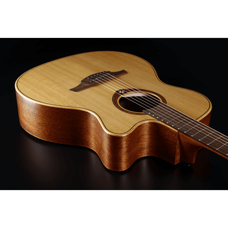 Auditorium Cutaway Acoustic-Electric Natural